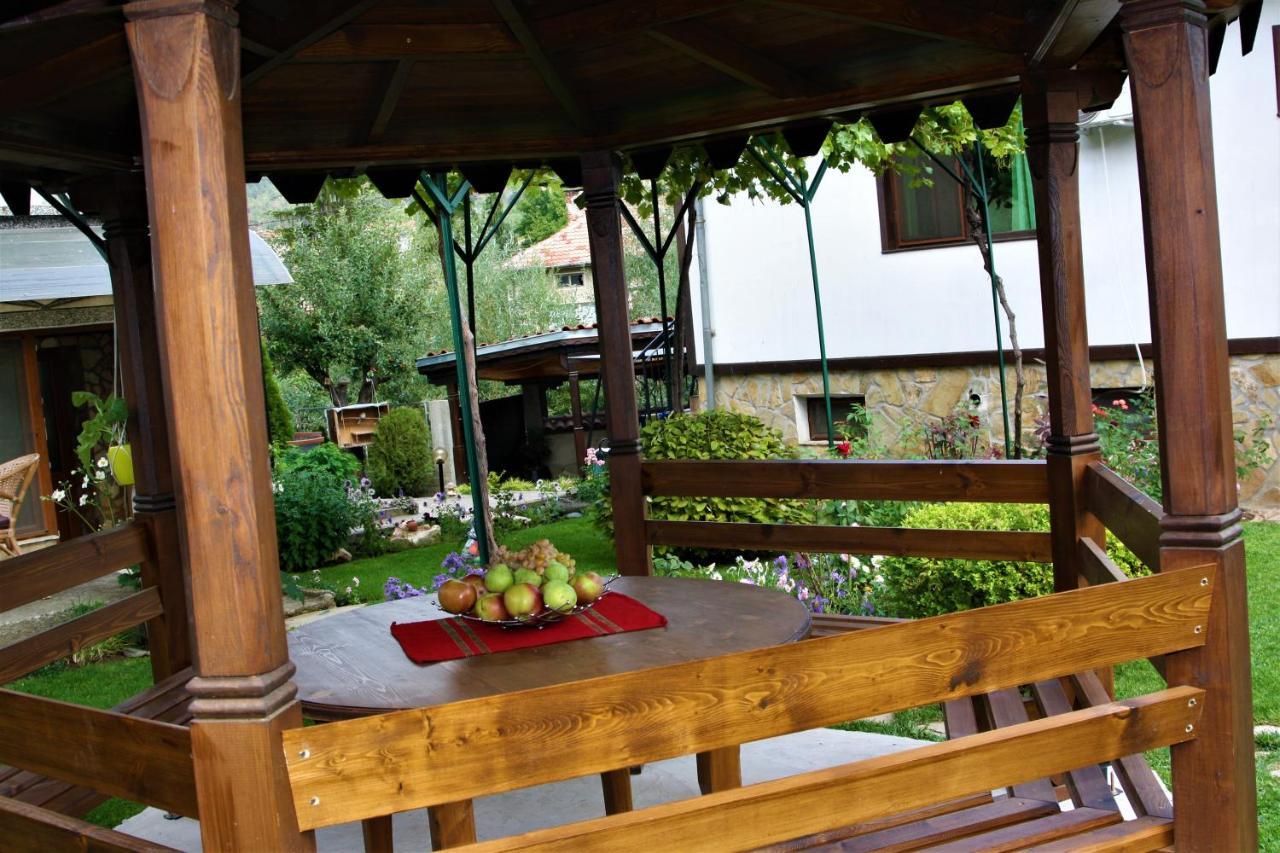 Къща Речен Шепот Hotel Kalofer Luaran gambar