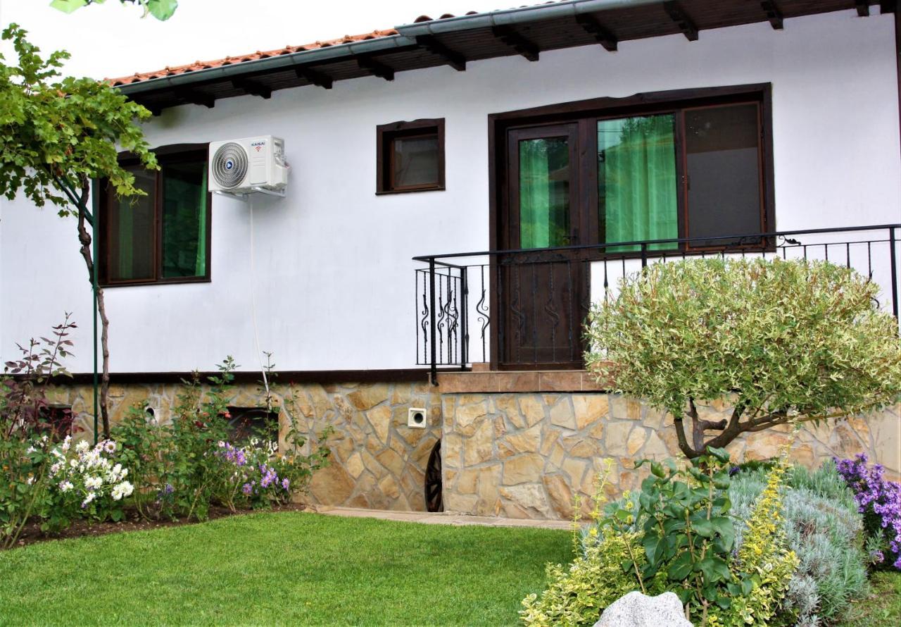 Къща Речен Шепот Hotel Kalofer Luaran gambar