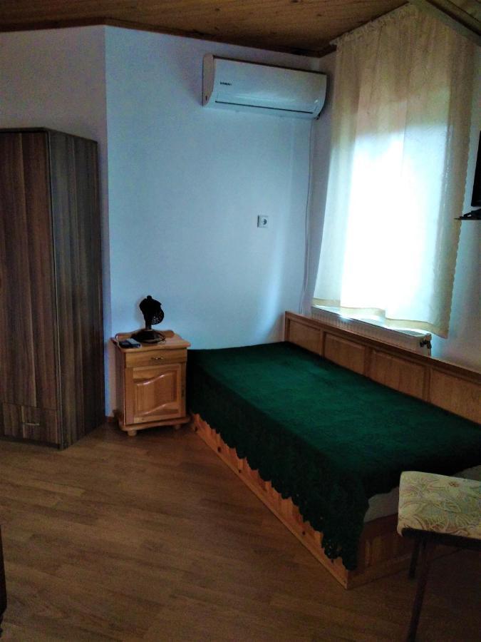 Къща Речен Шепот Hotel Kalofer Luaran gambar